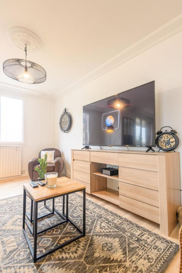 Apartment Magnificent Apartment, 4 Bedrooms, Fiber Wifi Grenoble