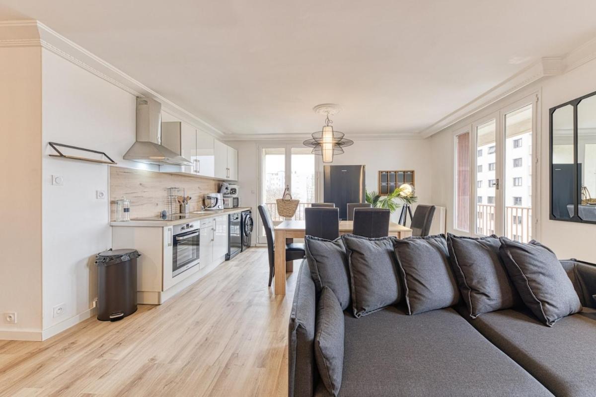 Magnificent Apartment, 4 Bedrooms, Fiber Wifi
