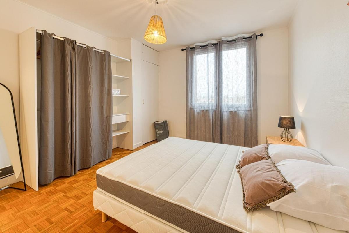 Magnificent Apartment, 4 Bedrooms, Fiber Wifi Apartment Grenoble