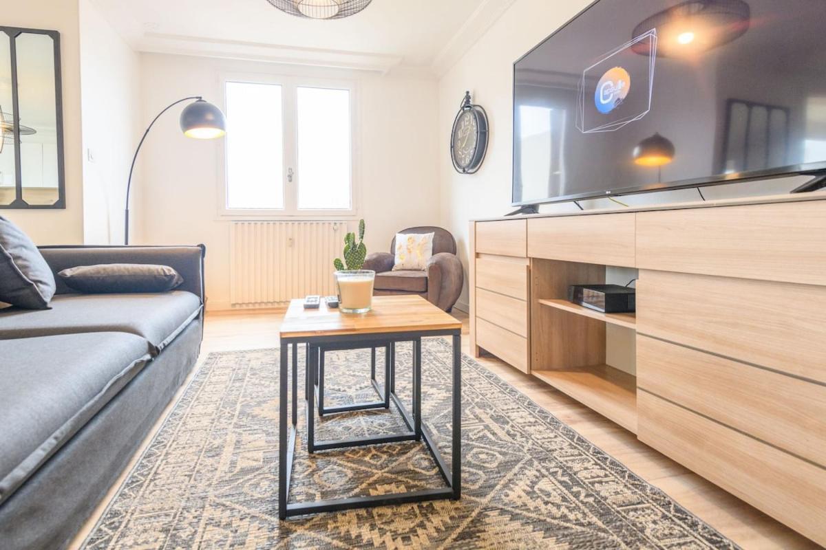 Magnificent Apartment, 4 Bedrooms, Fiber Wifi *
